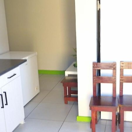 Neo & Ruks Goodwood Guesthouse Cape Town Bagian luar foto